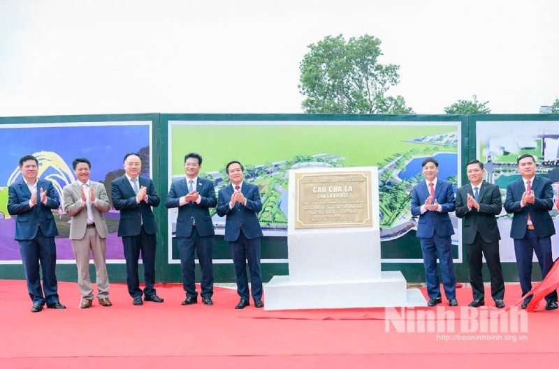 Biển Đồng Khánh Thành Cầu Chà Là – Công Trình Chào Mừng Đại Hội Đảng Bộ Ninh Bình - Ảnh chi tiết 2