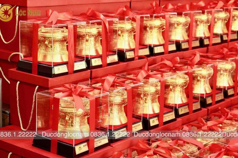 Hoàn Thiện Lô Trống Đồng Lưu Niệm Biểu Trưng Cho Trung Tâm Dữ Liệu Quốc Gia - Ảnh chi tiết 3