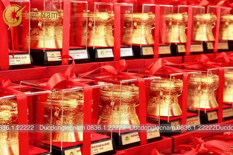 Hoàn Thiện Lô Trống Đồng Lưu Niệm Biểu Trưng Cho Trung Tâm Dữ Liệu Quốc Gia - Ảnh chi tiết 4