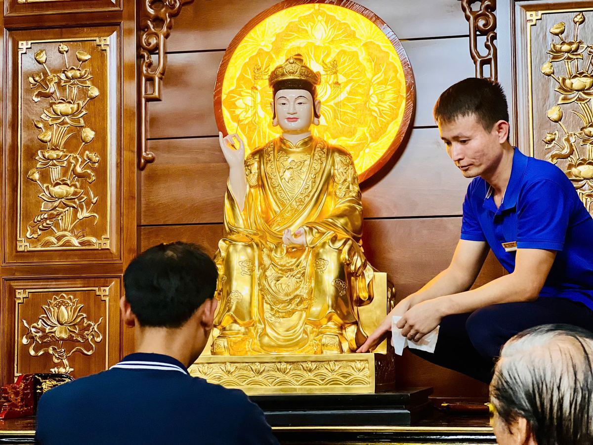 Lắp Đặt Tượng Thánh Mẫu Tổ Nghề May Mặc Tứ Phi Nguyễn Thị Sen Tại Tam Cốc – Ninh Bình - Ảnh chi tiết 9