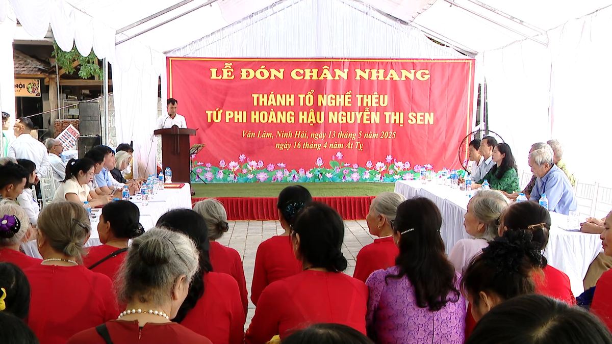 Lắp Đặt Tượng Thánh Mẫu Tổ Nghề May Mặc Tứ Phi Nguyễn Thị Sen Tại Tam Cốc – Ninh Bình - Ảnh chi tiết 11