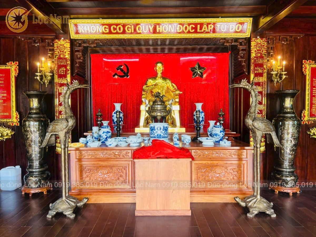 Thi Công Đúc Tượng Bác Hồ Dát Vàng Tại Phòng Thờ Trung Tâm Quốc Gia Hà Nội - Ảnh chi tiết 3