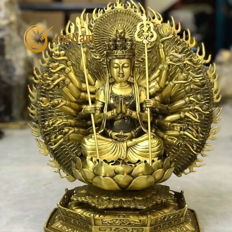 Tượng Thiên Thủ Thiên Nhãn 42cm Bằng Đồng Vàng