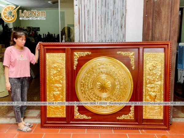 Tranh Mặt Trống Đồng Dát Vàng 9999