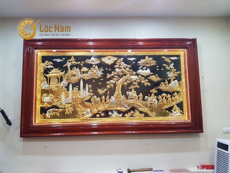 Tranh đồng Vinh Quy Bái Tổ dát vàng