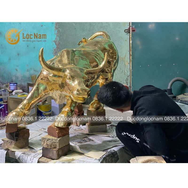 Tượng Trâu Phong Thuỷ Bằng Đồng Dát Vàng