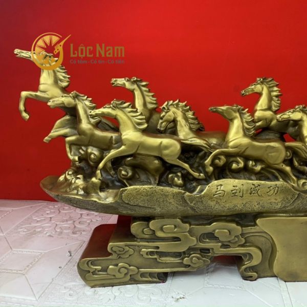 Tượng Bát Mã Truy Phong Cao 35 Dài 56 Ngang 15 Nặng 10kg