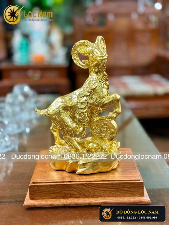 Tượng Dê Bằng Đồng Ngậm Tiền Dát Vàng 24K Phong Thủy