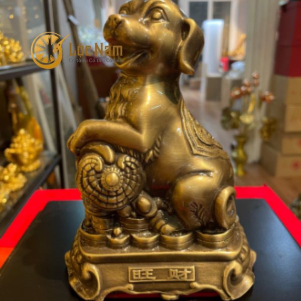 Tượng Chó Phong Thủy Bằng Đồng Cao 16cm