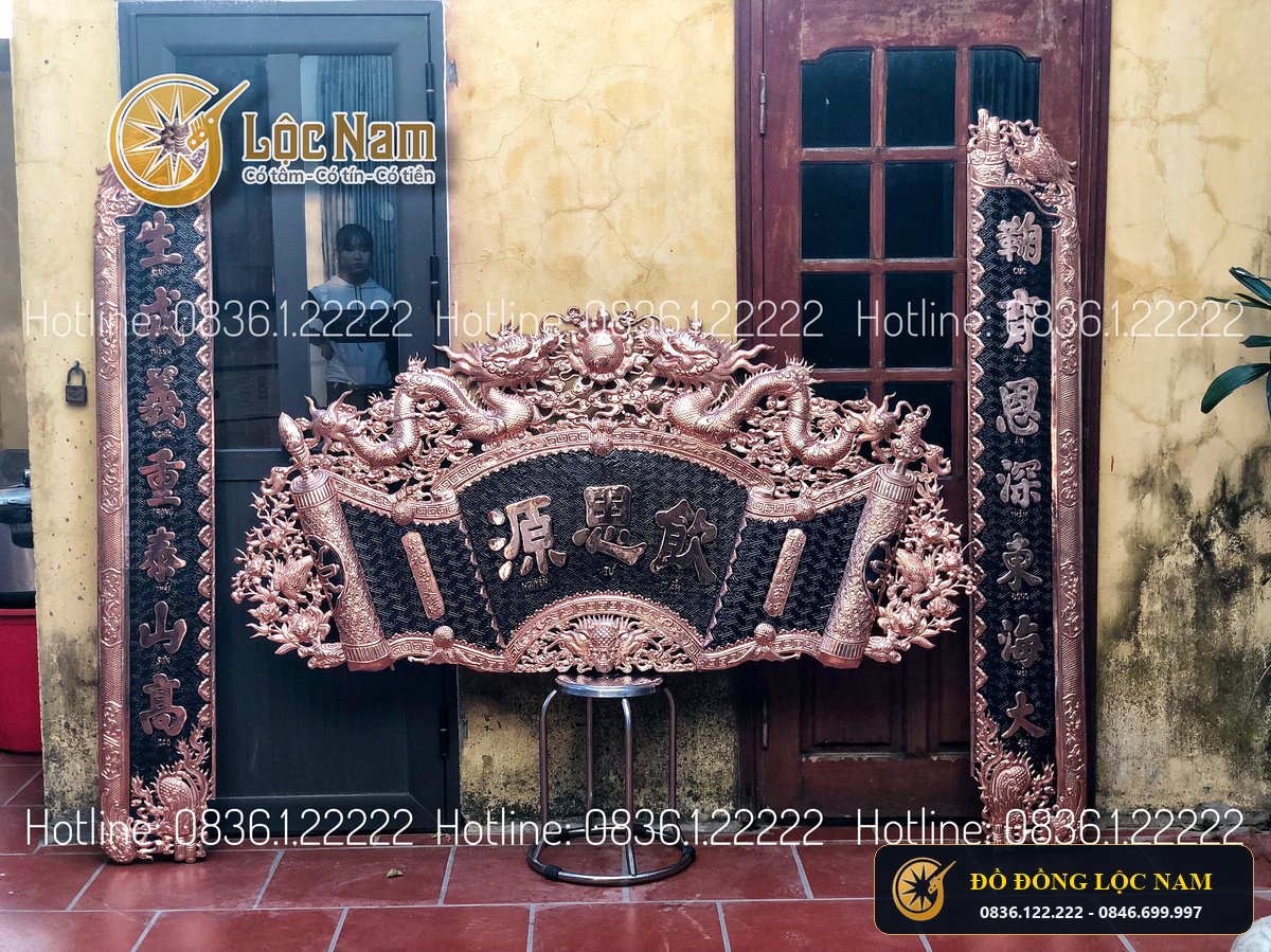 Bộ Cuốn Thư Câu Đối Dong Do Nền Đen 1m97
