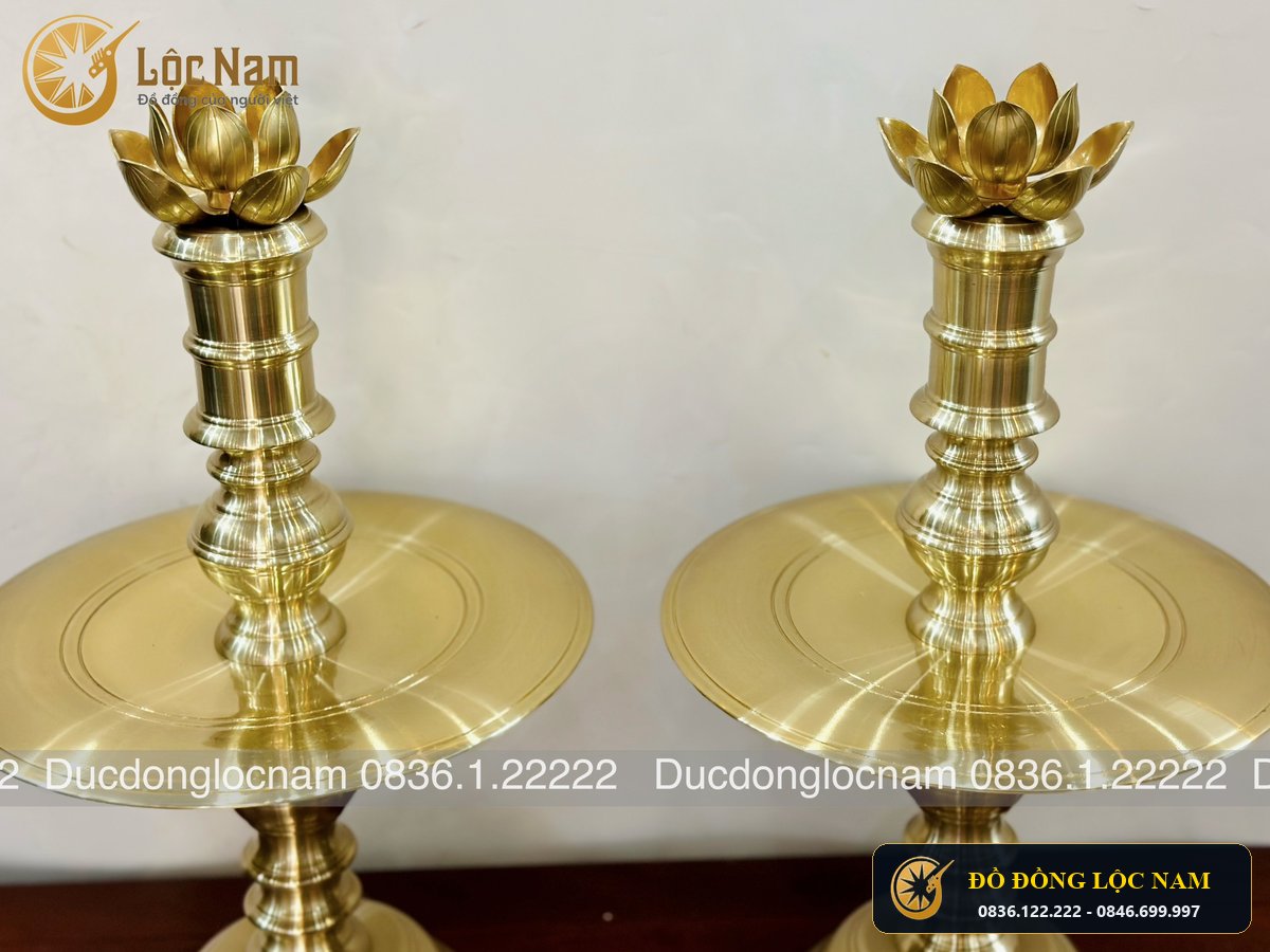 Chân Nến Bằng Đồng Catut Bộ 60cm góc chụp 2