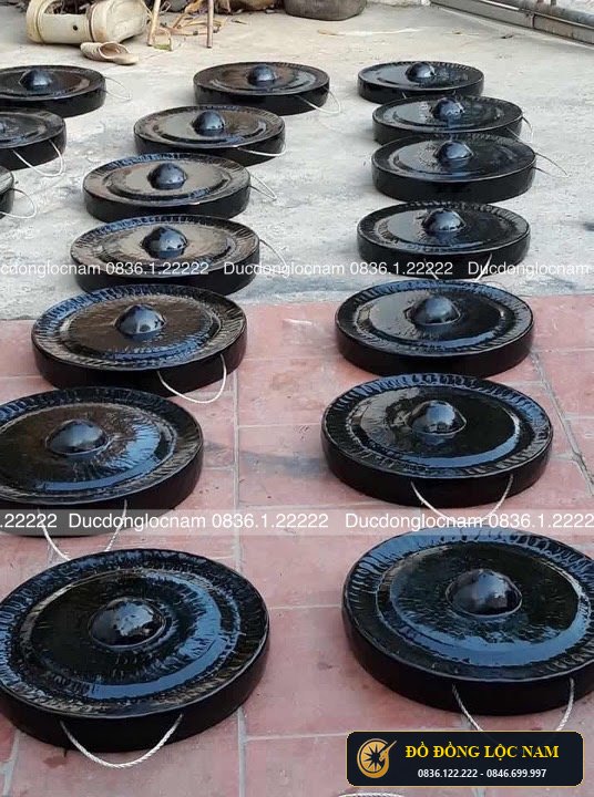 Chiêng Đồng Cổ Kính Tiếng Ngân Đúc Thủ Công