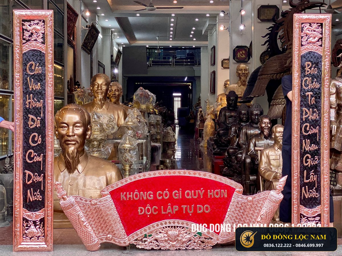 Cuốn Thư Câu Đối Dong Do Khong Co Gi Quy Hon Doc Lap Tu Do