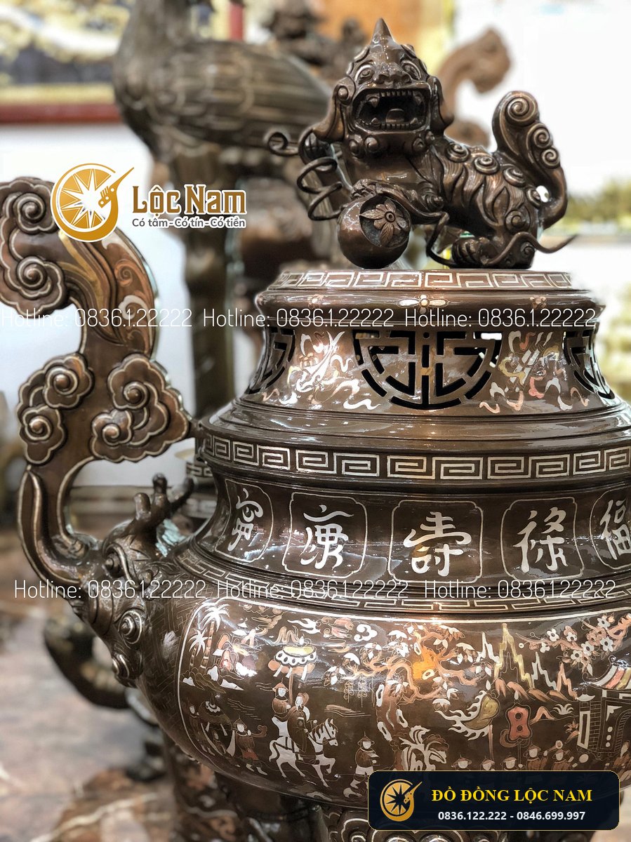Đỉnh Tai Mây Đồng Đỏ Khảm Tam Khí Cao 1m1 góc chụp 1