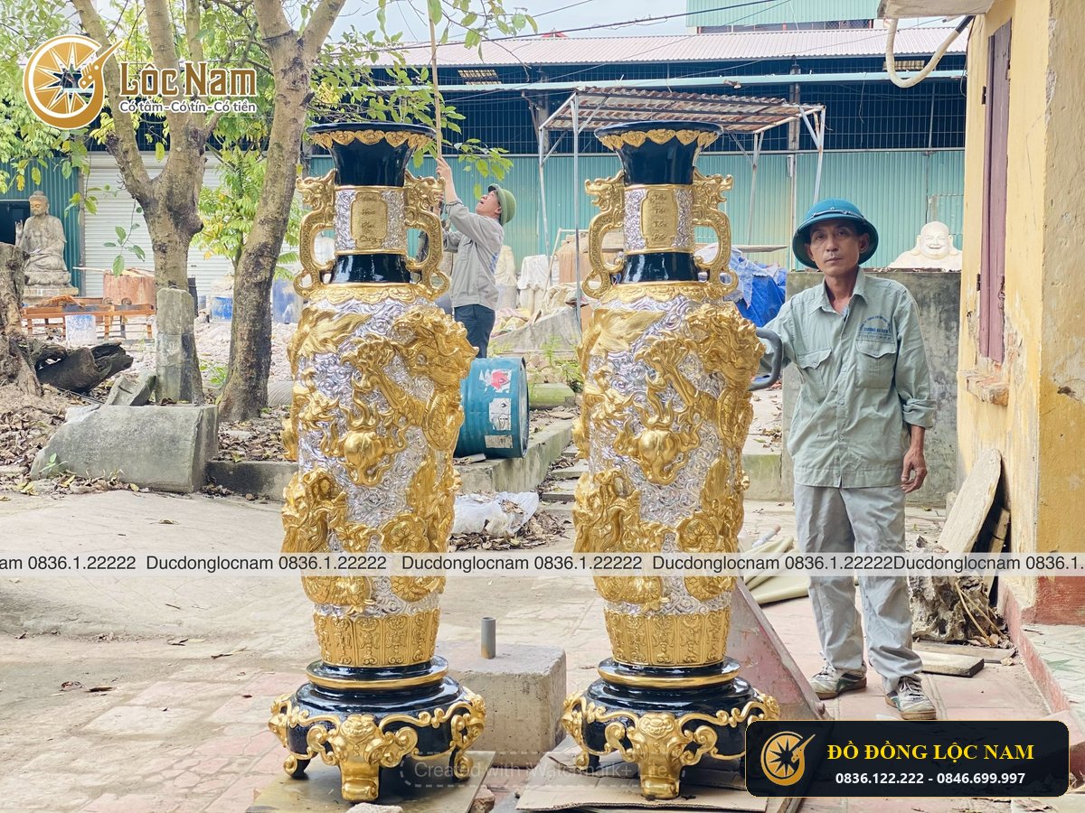 Đôi Lọ Lộc Bình Bằng Đồng Đỏ Đúc Nổi Song Long Dát Vàng 24K Khách Hà Nội