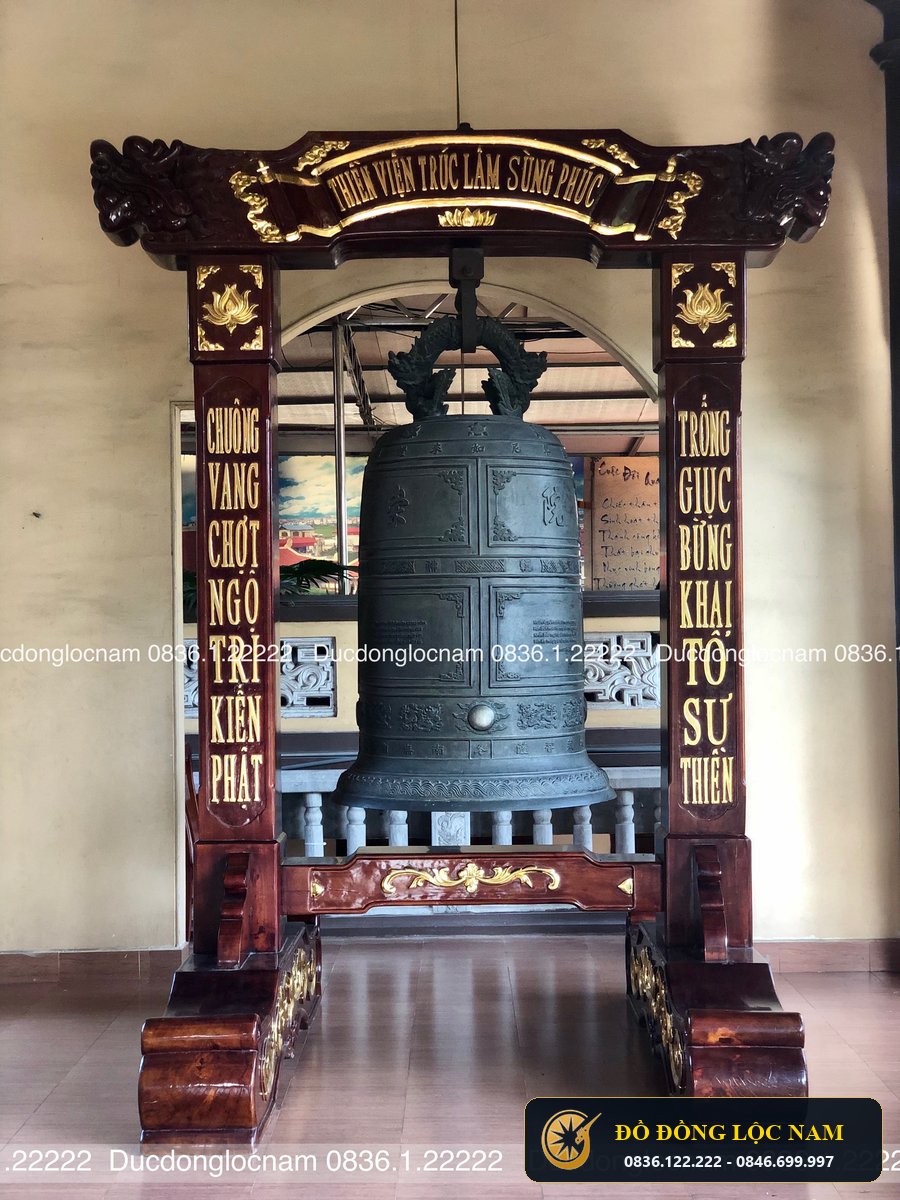 Đúc Chuông Đồng Đại Hồng Chung 500Kg Cho Thiền Viện Tại Hà Nội góc chụp 1