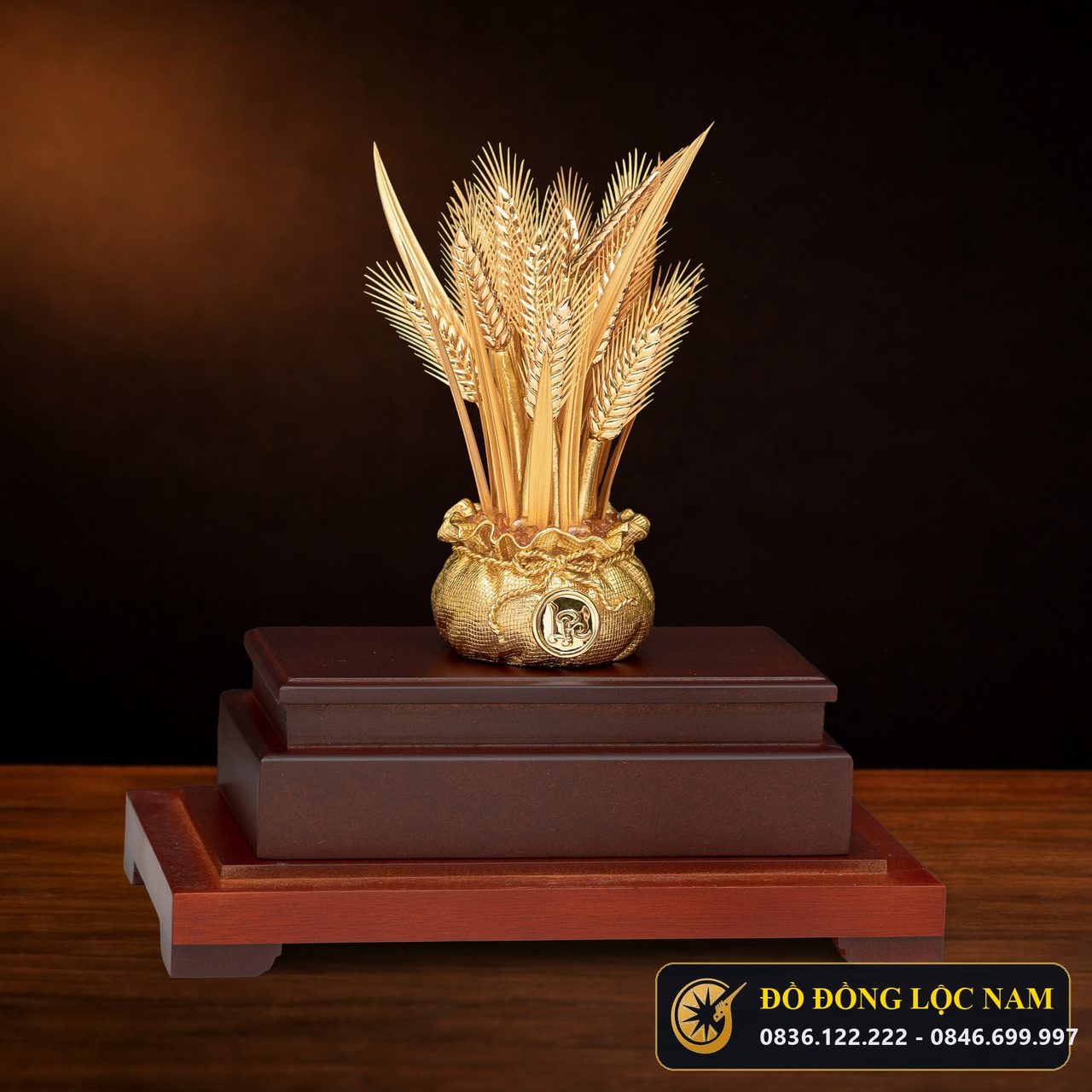 Hũ Lúa Tài Lộc Phong Thủy Mạ Vàng 24K góc chụp 1