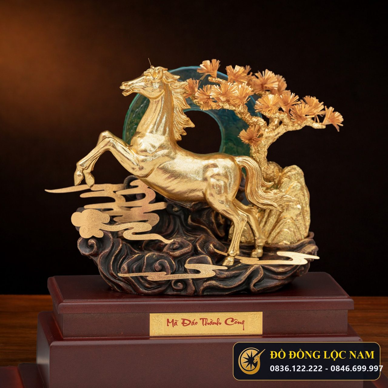 Tượng Nhất Mã Phi Thiên Mạ Vàng 24K Để Bàn góc chụp 1