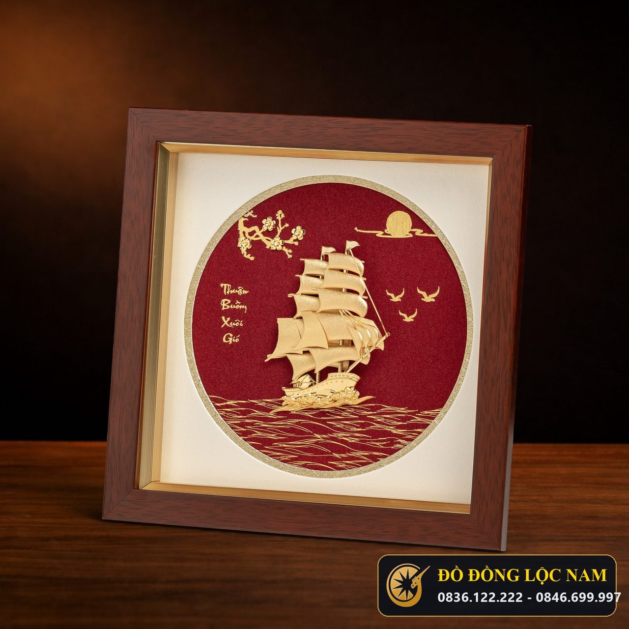 Tranh Thuyền Buồm Để Bàn Mạ Vàng 24K Cỡ Nhỏ góc chụp 1