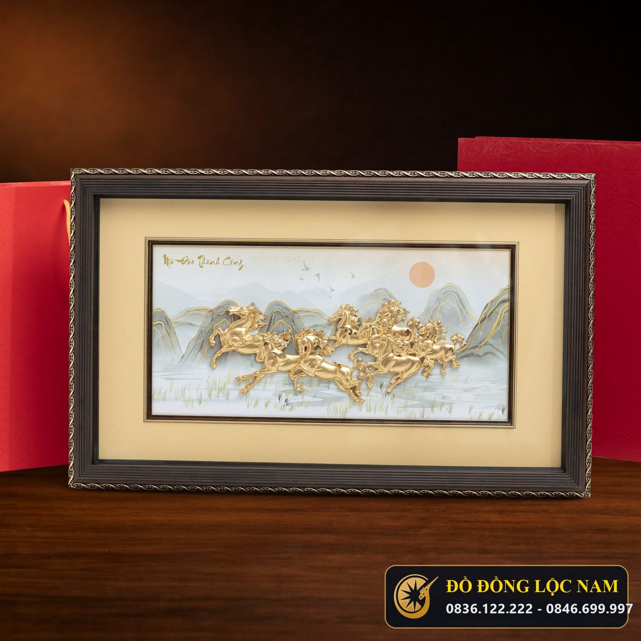 Tranh Bát Mã Truy Phong Mạ Vàng 24K Cỡ Lớn góc chụp 1