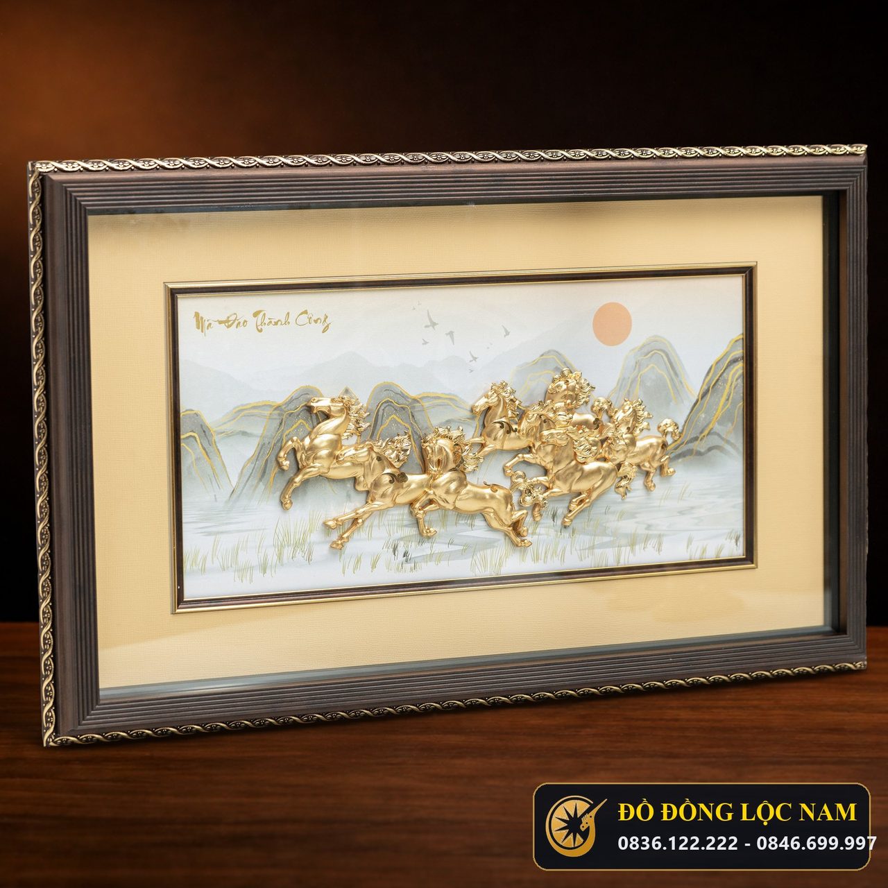 Tranh Bát Mã Truy Phong Mạ Vàng 24K Cỡ Lớn góc chụp 2