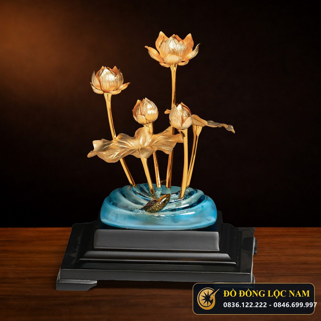 Mô Hình Sen Vàng Đế Pha Lê Xanh Cao Cấp