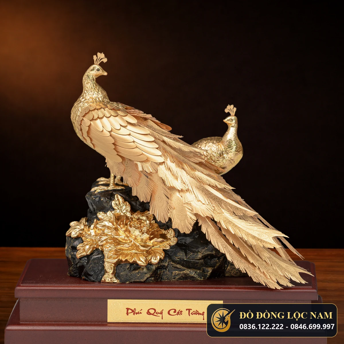 Tượng Chim Công Uyên Ương Phú Quý Mạ Vàng 24K góc chụp 1