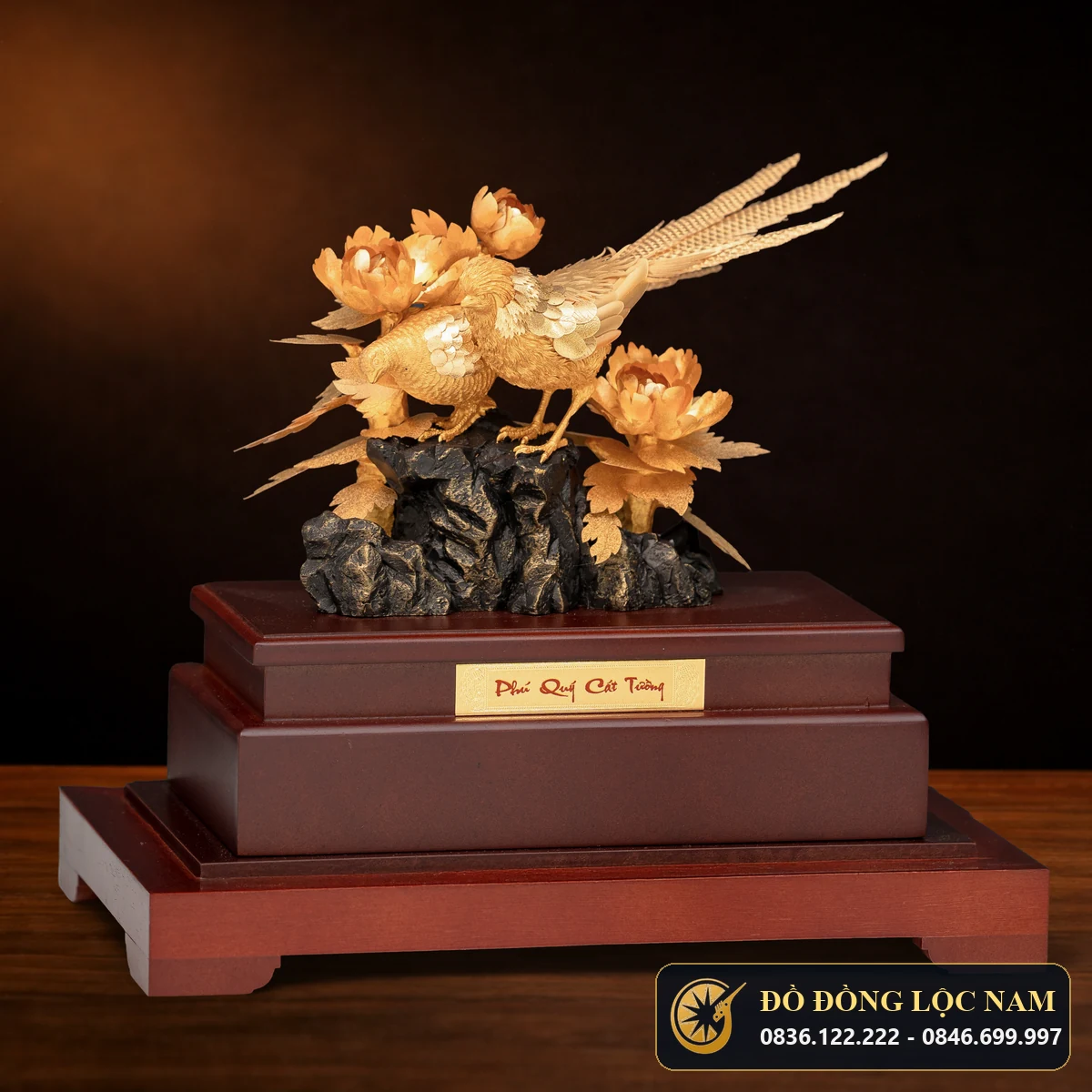 Tượng Đôi Chim Uyên Ương Dát Vàng 24K Hạnh Phúc góc chụp 1