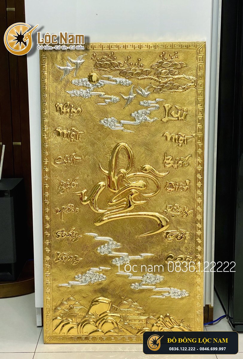 Tranh Chữ Nhẫn Bằng Đồng Thư Pháp Tiếng Việt Dát Vàng Bạc góc chụp 1