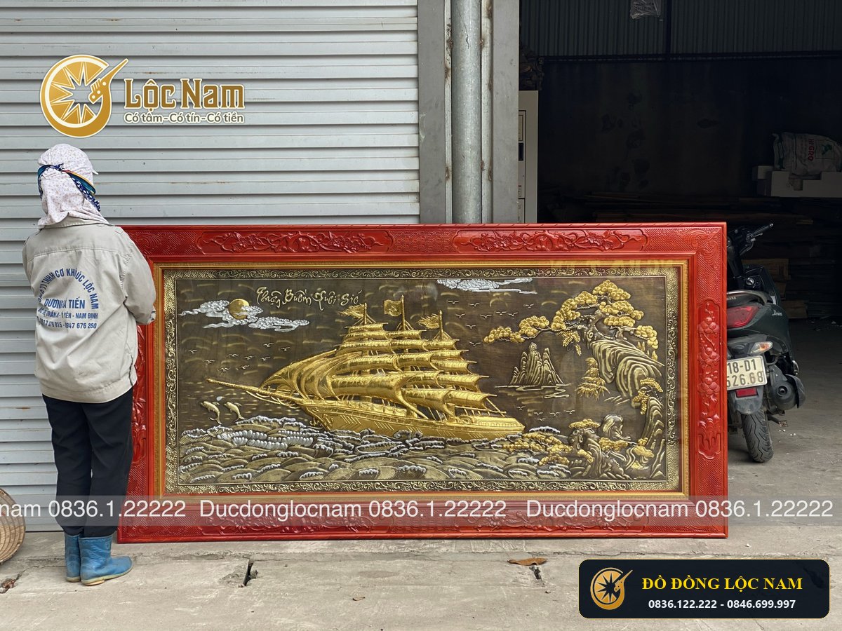 Tranh Thuận Buồm Xuôi Gió Bằng Đồng 2m3 x 1m2 Dát Vàng Khung Gỗ Gụ góc chụp 1