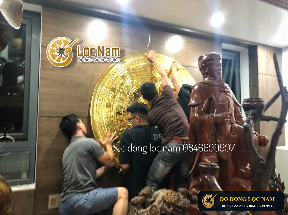 Mặt trống 1m bằng đồng mạ vàng 24k lắp đặt tại nhà anh Nam - Hải Dương góc chụp 1