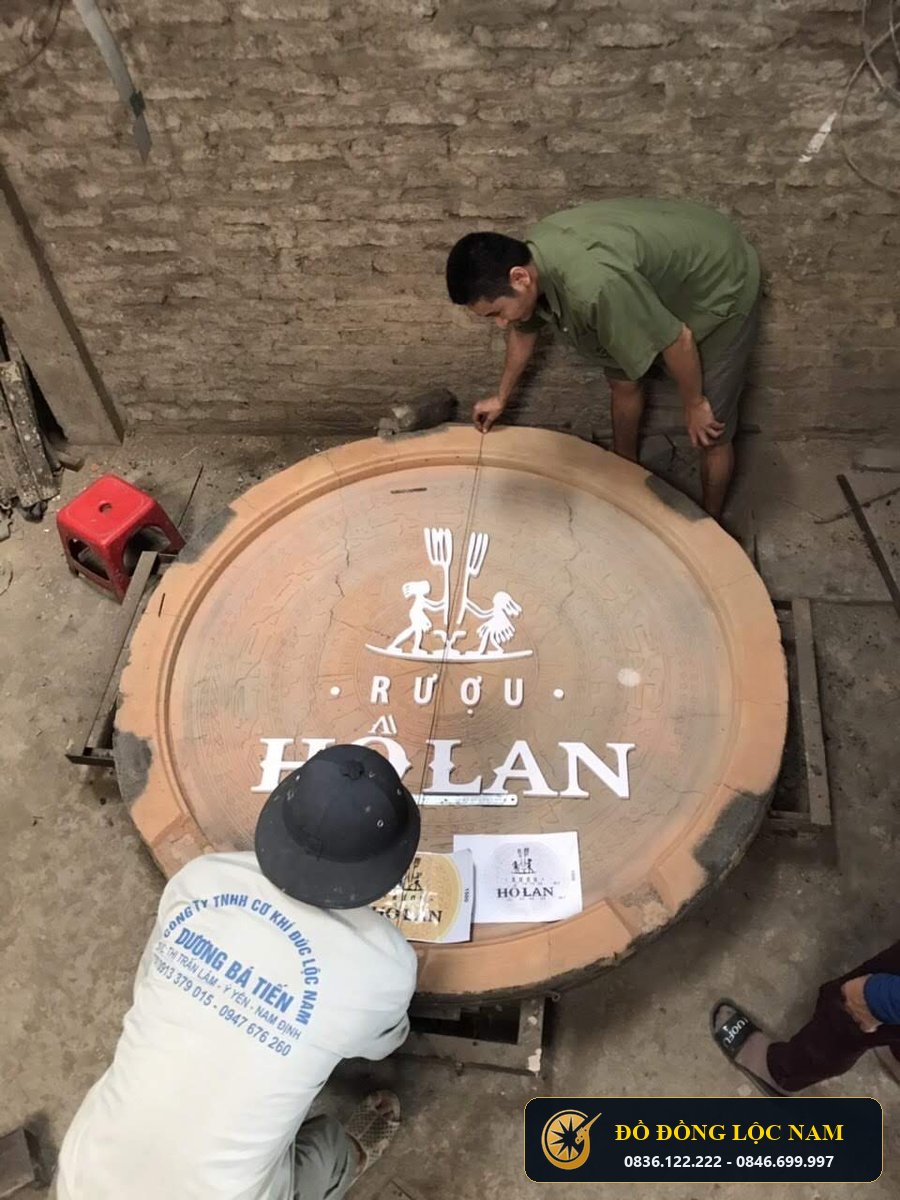 Mặt Trống Đồng Đúc In Logo Theo Yêu Cầu Của Khách Hàng góc chụp 2