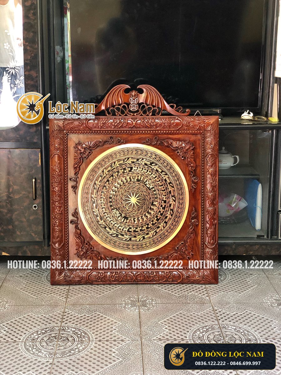 Mặt Trống Đồng Khung Doi Go Huong 60cm góc chụp 2