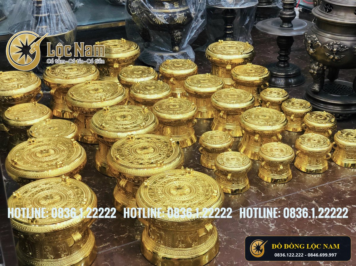 Trống Đồng Mạ Vàng Qua Tang Sangtrong