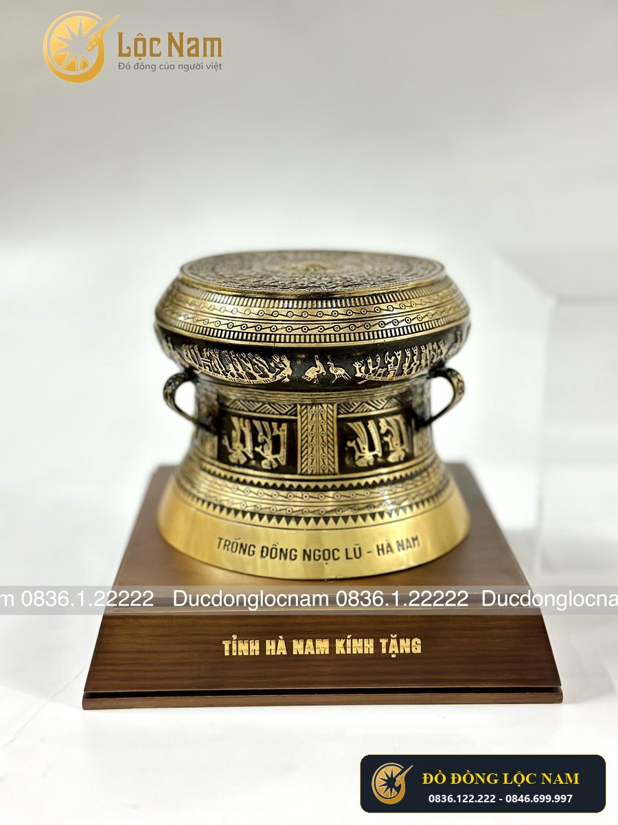 Trống Đồng Qua Tang Luu Niem Bằng Đồng Dk15cm Uy Ban Tinh Ha Nam