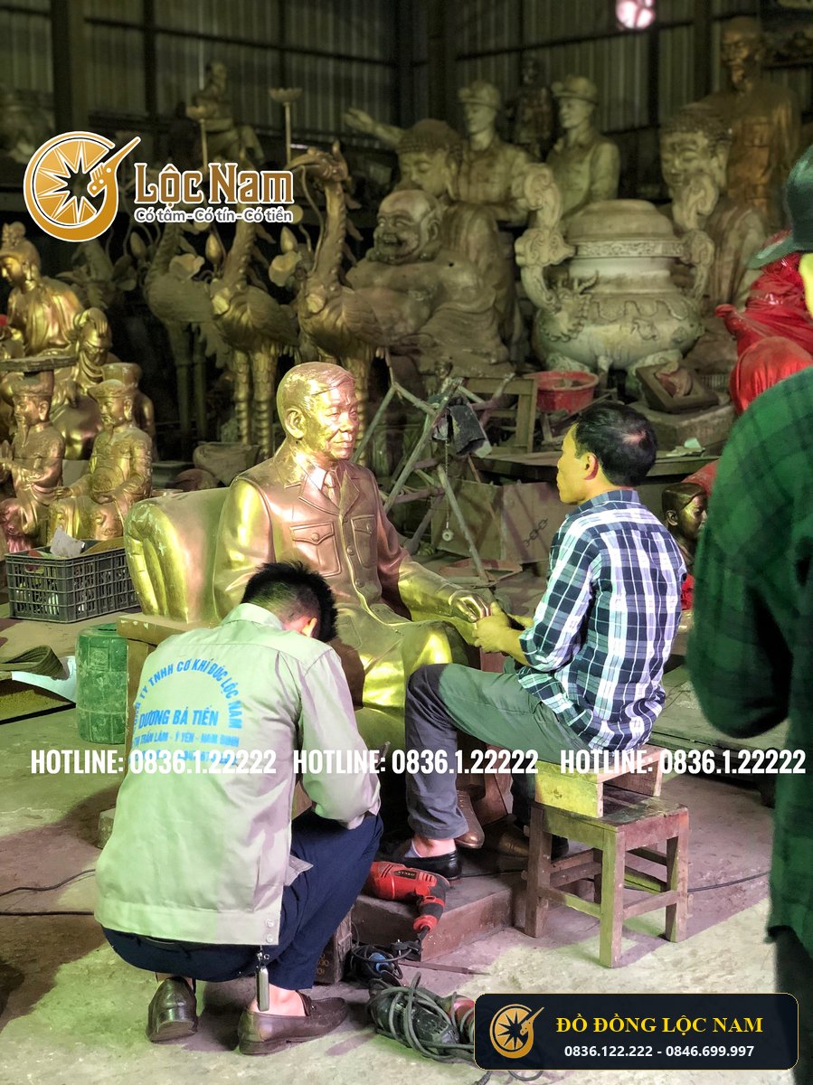 Đúc Tượng Dong Truyen Than Toan Than Ti Le 1 1 Chat Luong góc chụp 1