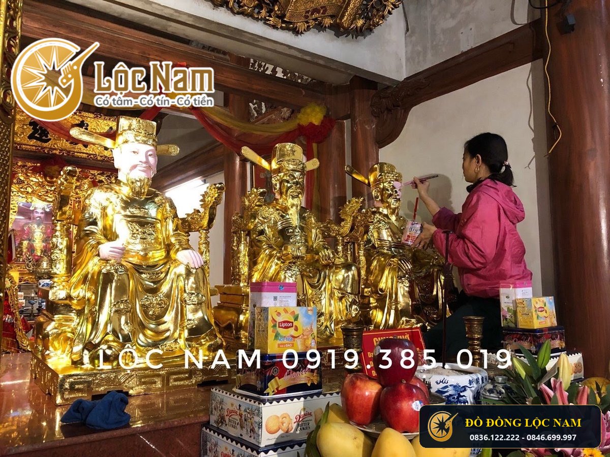 Đúc Và Dát Vàng Tượng Vua Quan Tại Đền Thờ Đức Thánh Trần Vincom - Phủ Lý