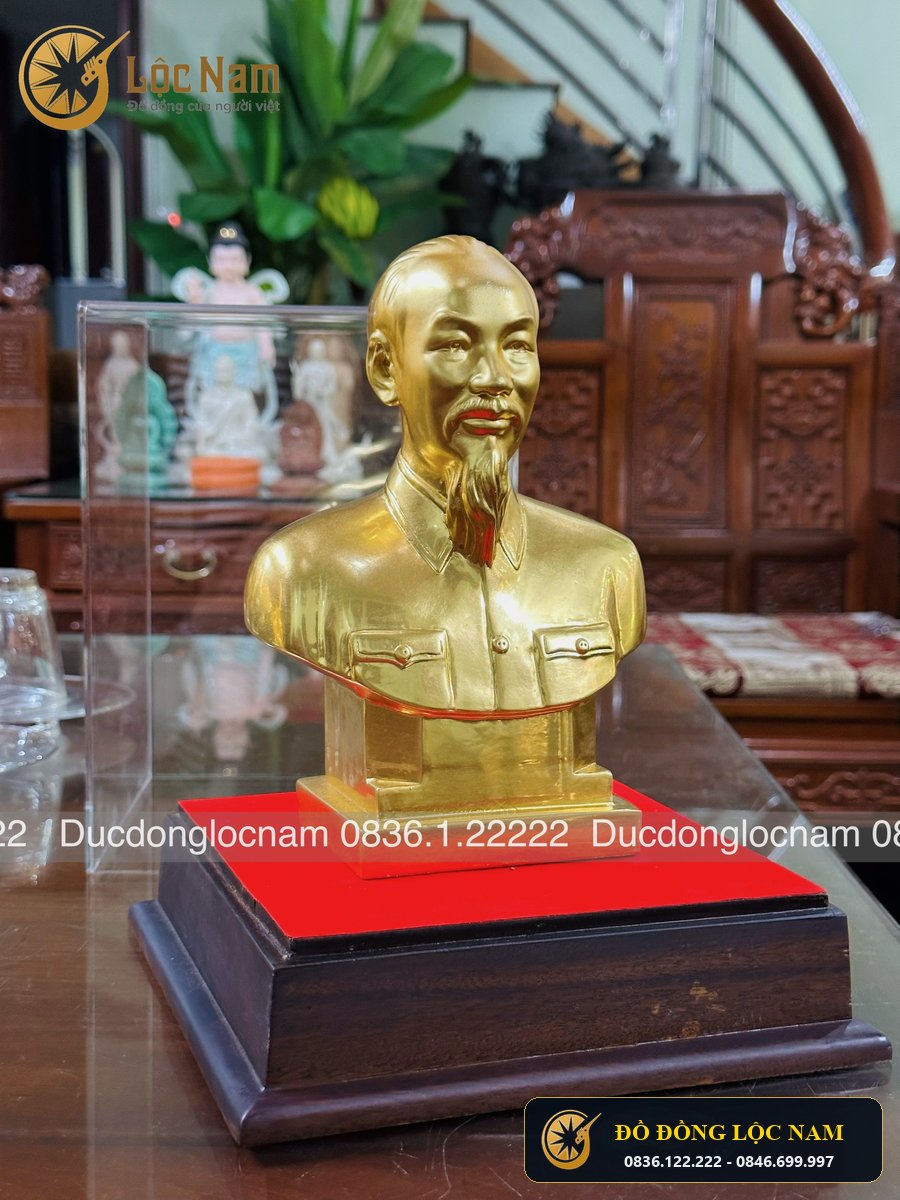 Tượng Bác Hồ Bán Thân Bằng Đồng Dát Vàng 24K Cao 22cm góc chụp 1