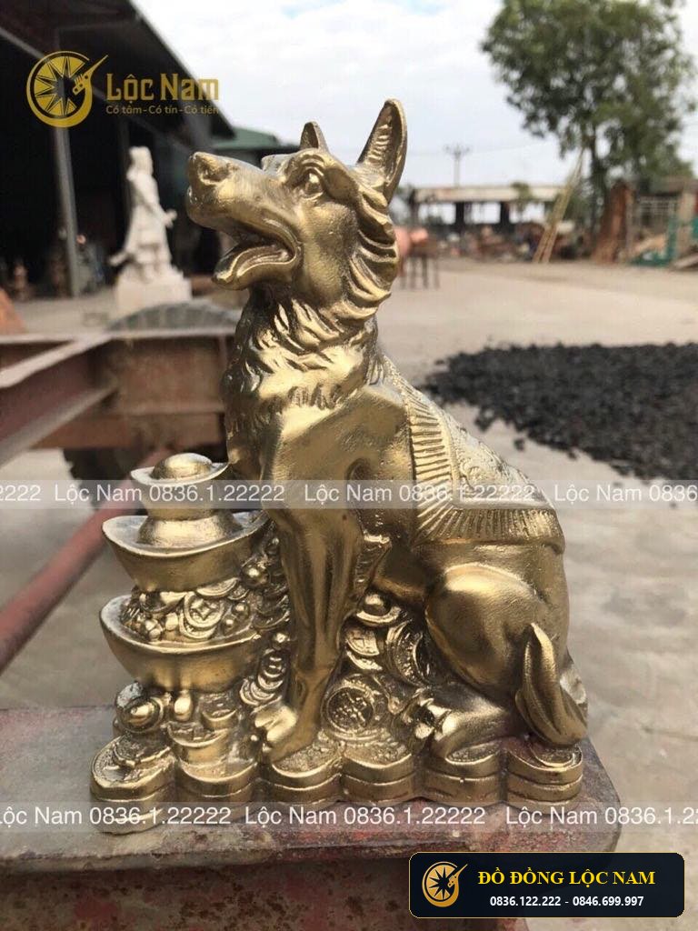 Tượng Chó Bằng Đồng Đẹp Cao 18cm góc chụp 1