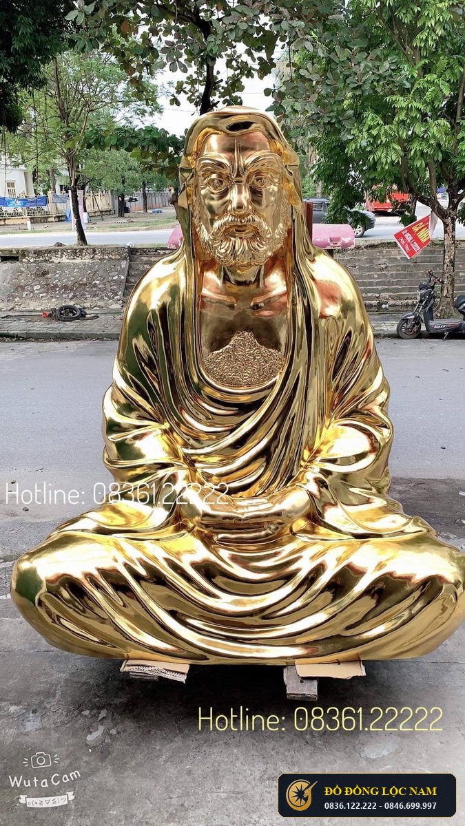 Tượng Đạt Ma Sư Tổ Su To Bằng Đồng Mạ Vàng 24K góc chụp 1