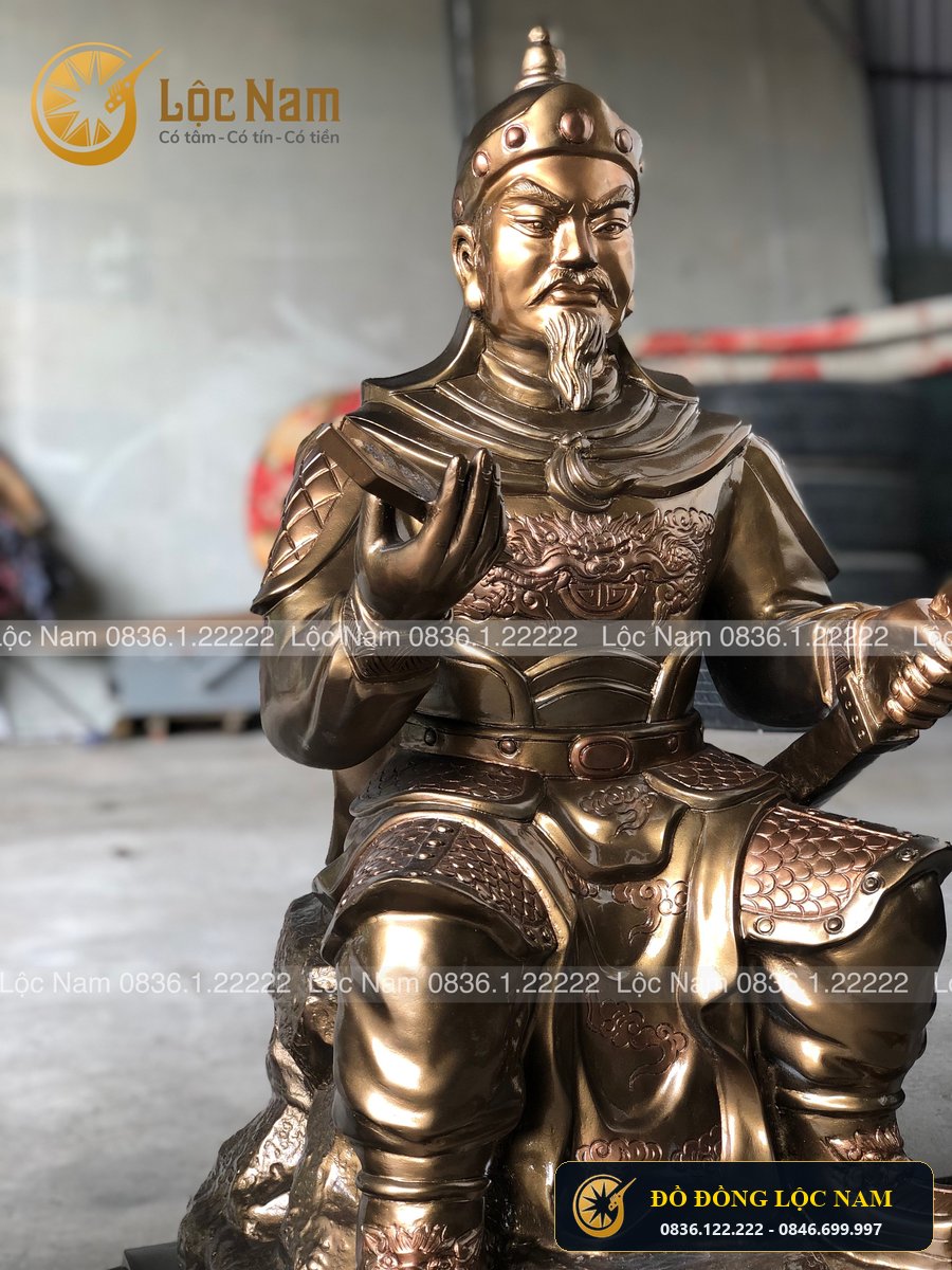 Tượng Đồng Tướng Quân Lê Đại Đao Ngồi Ngai Cao 90cm góc chụp 2
