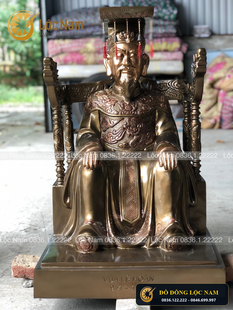 Tuong Dong Vua Le Hoan Ngồi Ngai Cao 90cm