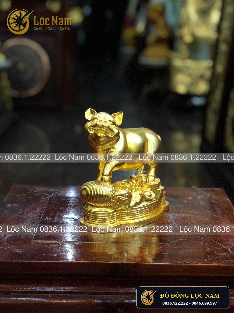 Tượng Heo (Lợn) Dong Mạ Vàng Phong Thủy May Man Cỡ Nhỏ góc chụp 1