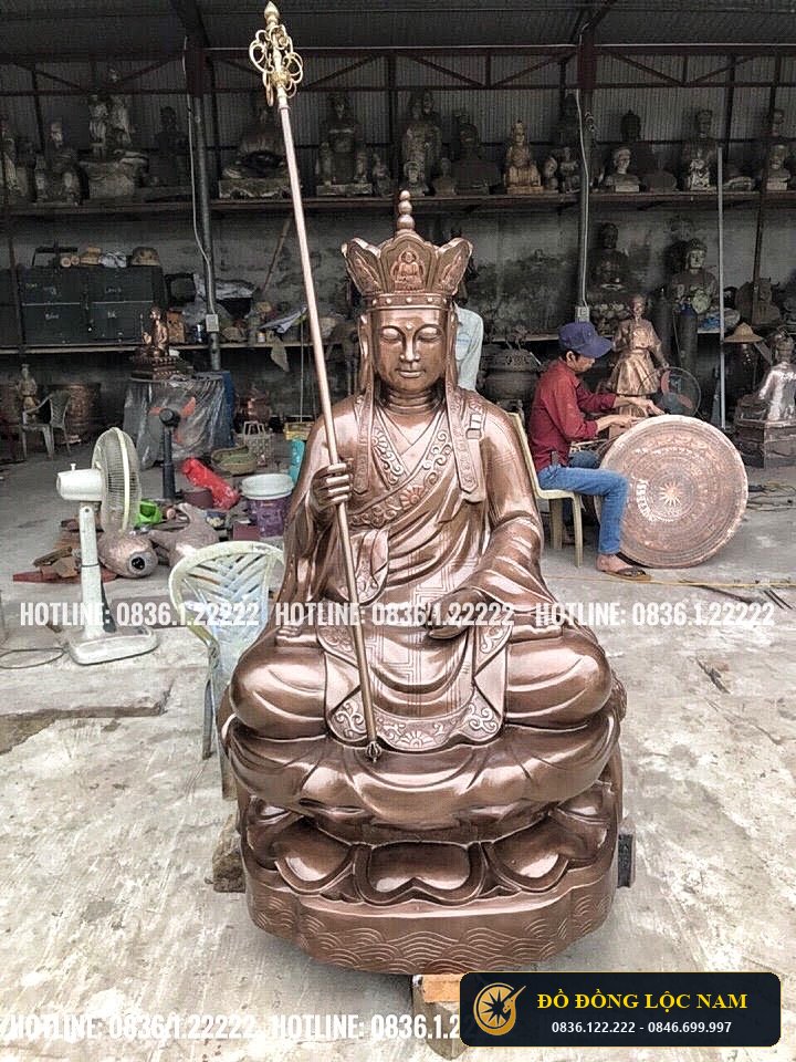 Tượng Phật Dia Tang Vuong Bo Tat Bằng Đồng Cao 1m6 góc chụp 1