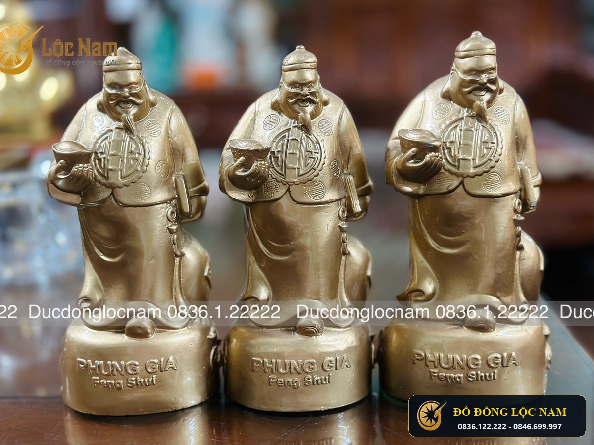 Tuong Quan Gia Bằng Đồng Đứng Be Cao 24cm