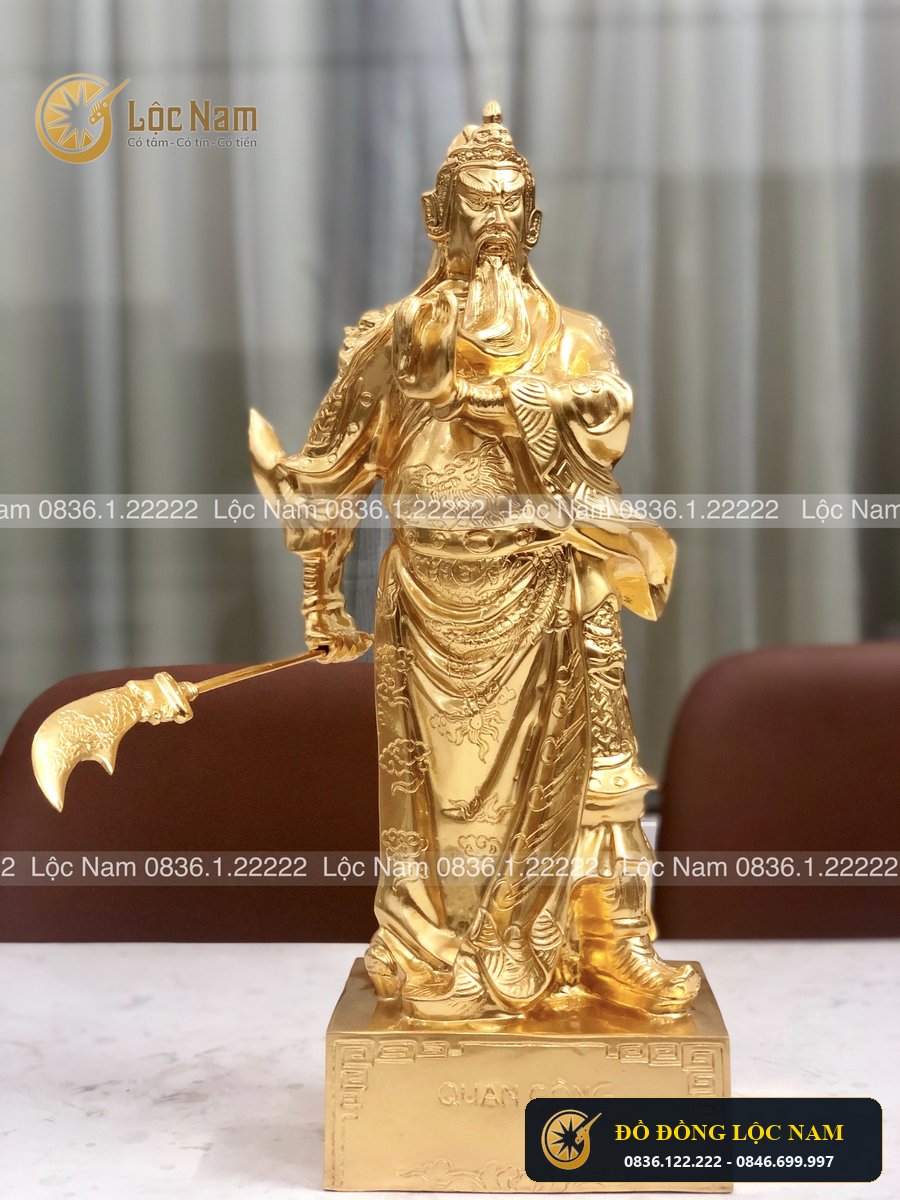 Tượng Quan Vân Trường Đứng Bằng Đồng Dát Vàng 9999 Cao 50cm góc chụp 1