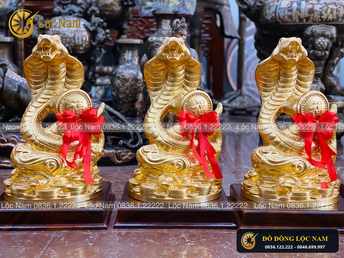 Tượng Rắn Phong Thủy Bằng Đồng Mạ Vàng 24K Cao 50cm