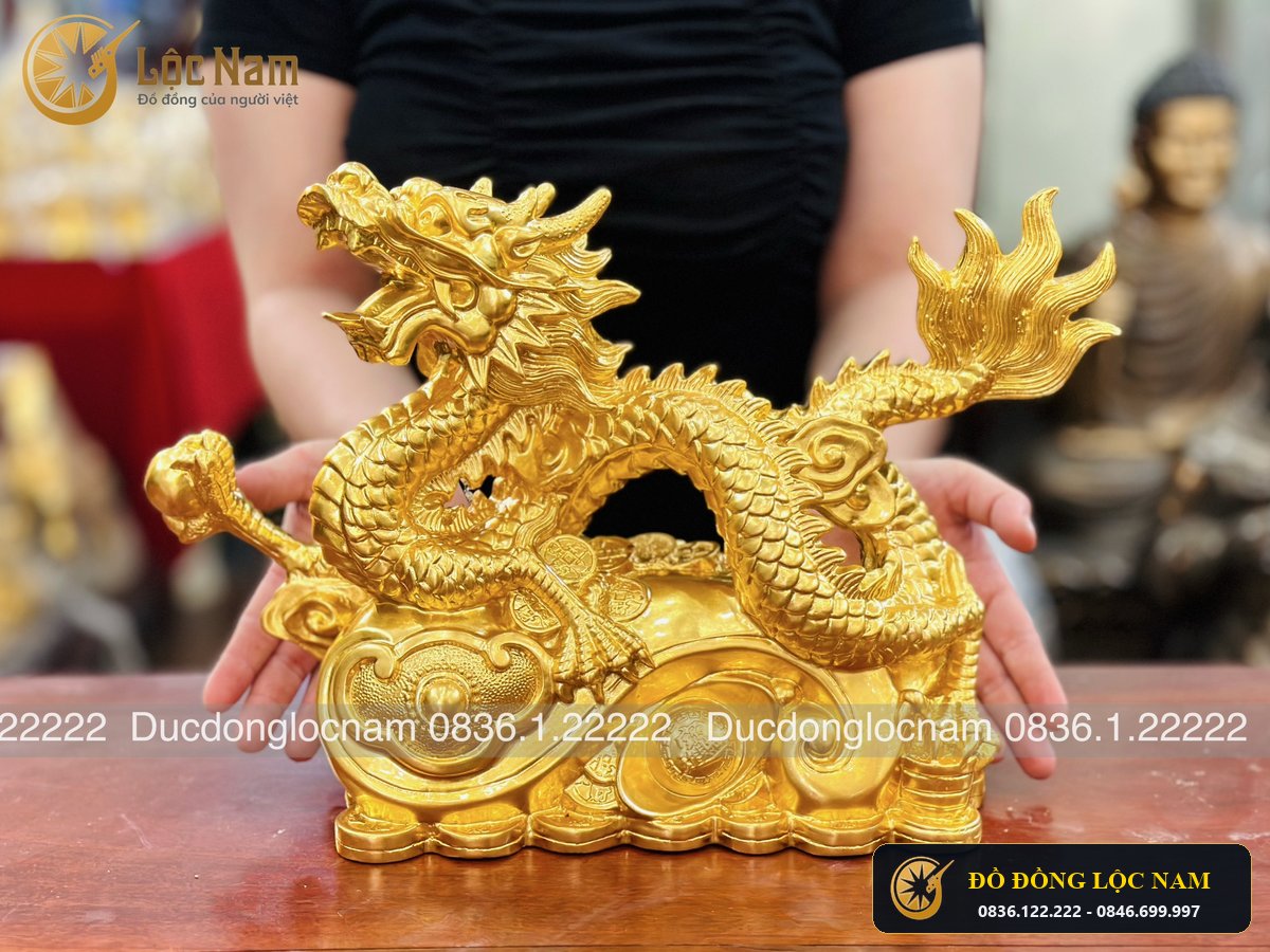 Tượng Rồng Bằng Đồng Cuộn Long Châu Cao 26cm Mạ Vàng