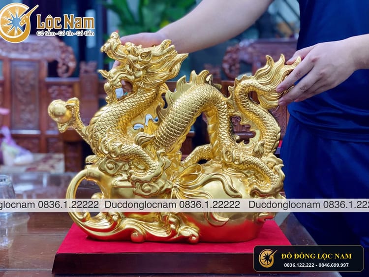 Tượng Rồng Cuộn Hồ Lô Bằng Đồng Dát Vàng Cao 42cm góc chụp 1