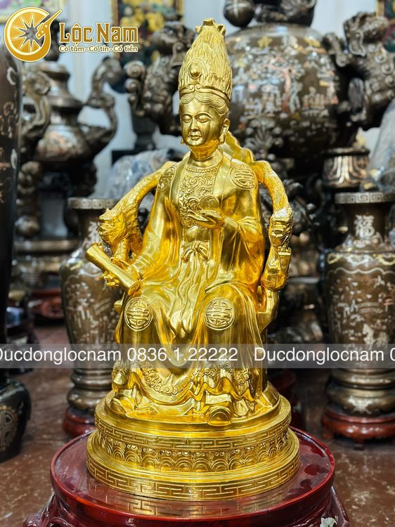 Tượng Mẫu Cửu Trùng Thiên Đúc Bằng Đồng Dát Vàng 24K góc chụp 2